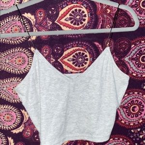 Grey cropped tank